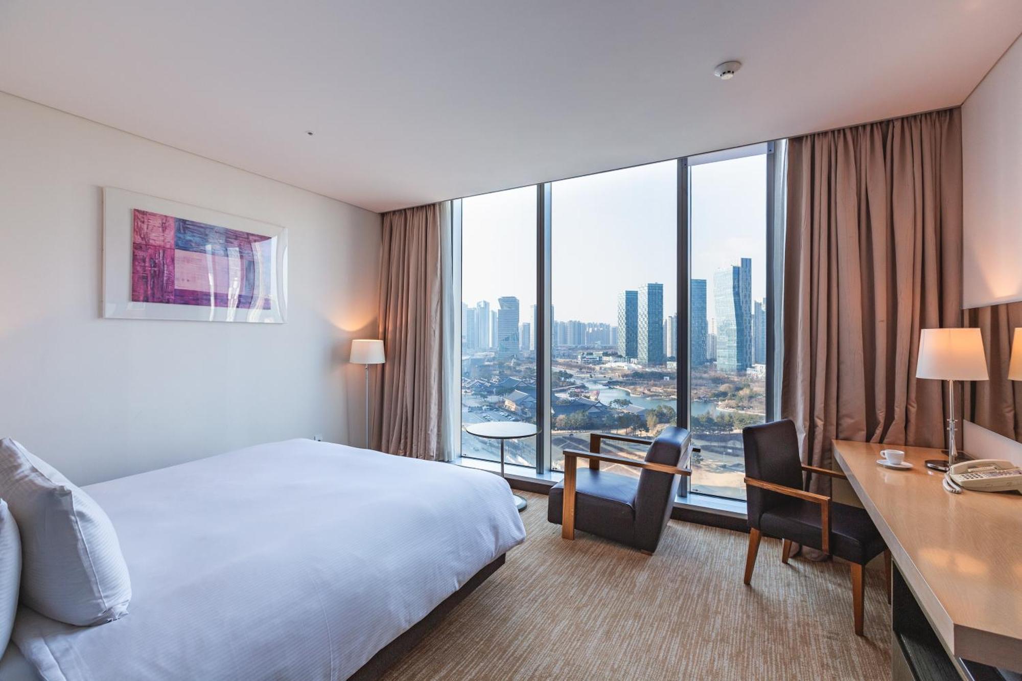 Orakai Songdo Park 4*
