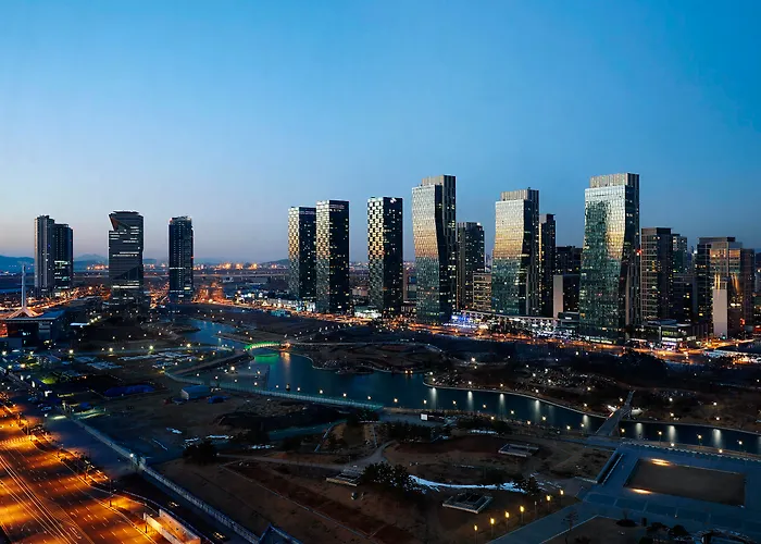 Orakai Songdo Park Hotel